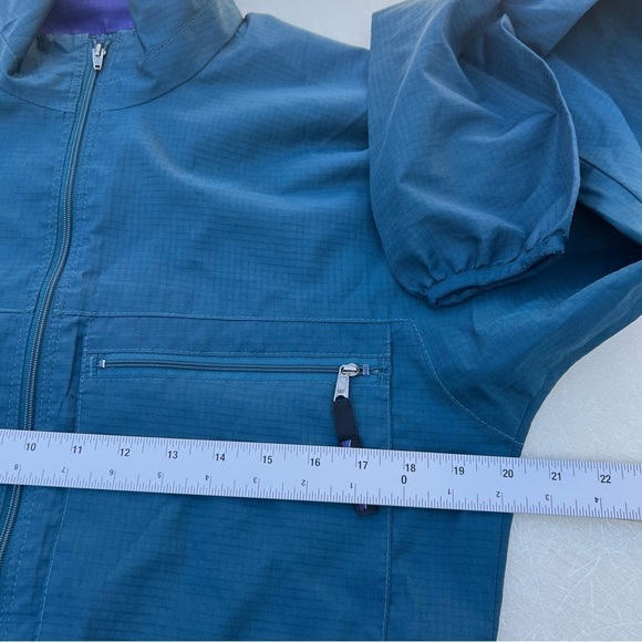 Vintage Patagonia Windbreaker
Jacket men’s Size S - Picture 7 of 11